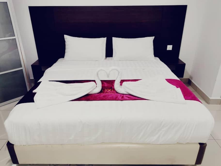 Marina Heights Hotel Residences Lumut Luaran gambar