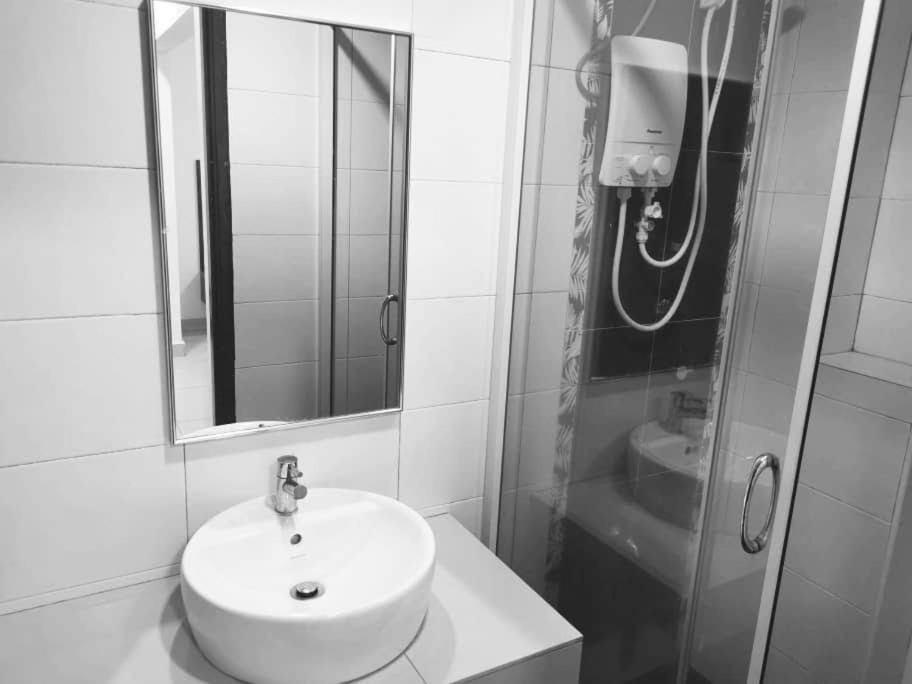 Marina Heights Hotel Residences Lumut Luaran gambar