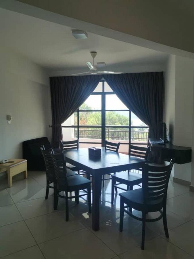 Marina Heights Hotel Residences Lumut Luaran gambar