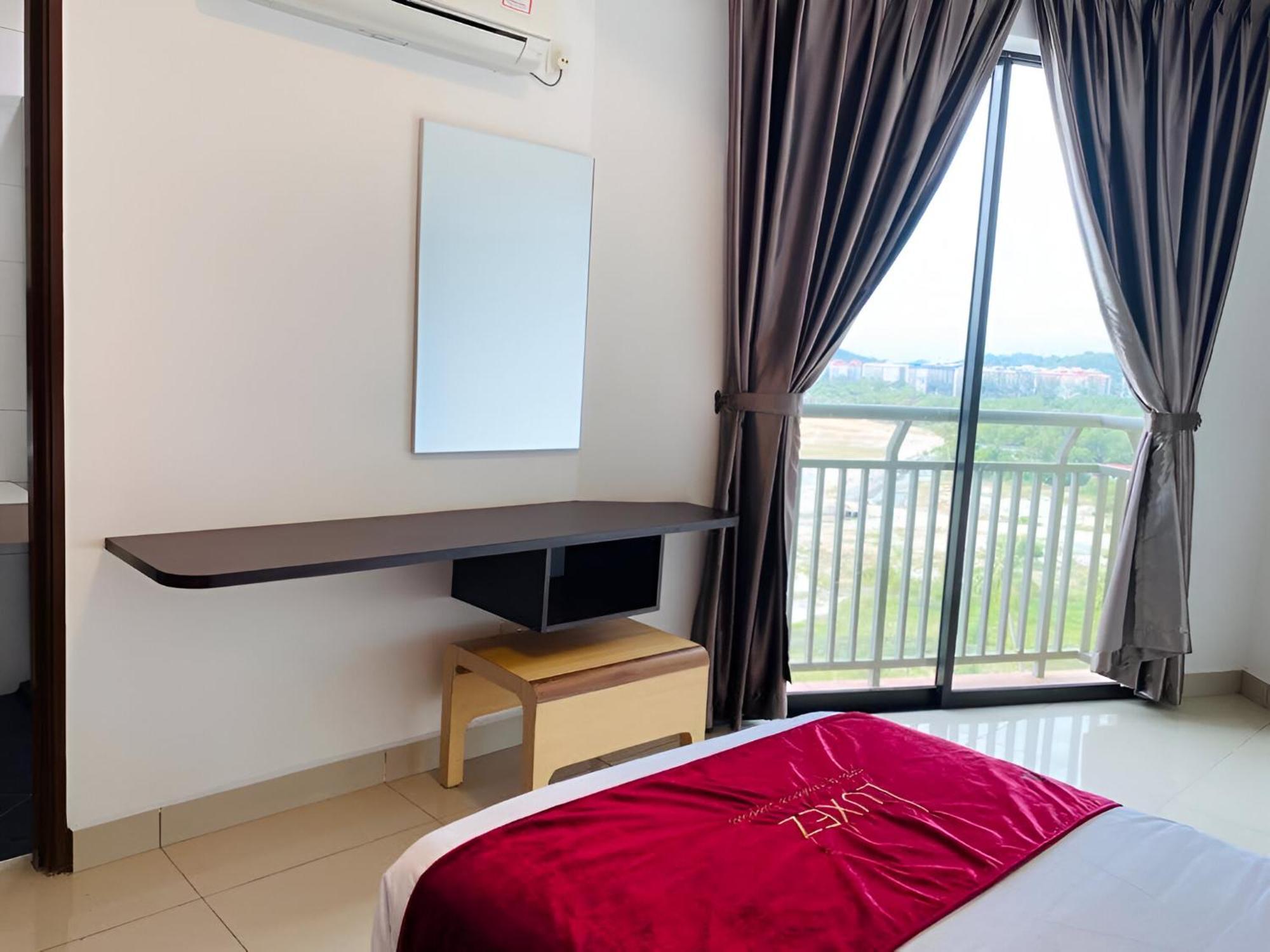 Marina Heights Hotel Residences Lumut Luaran gambar